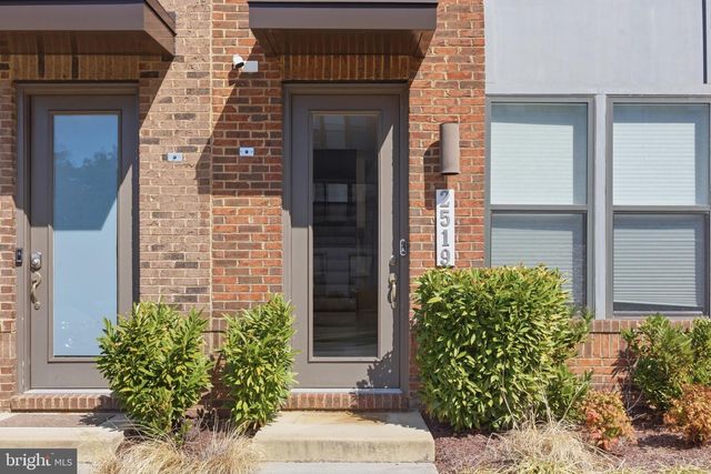 2519 CRIMSON FOX DR, Hyattsville, MD 20782