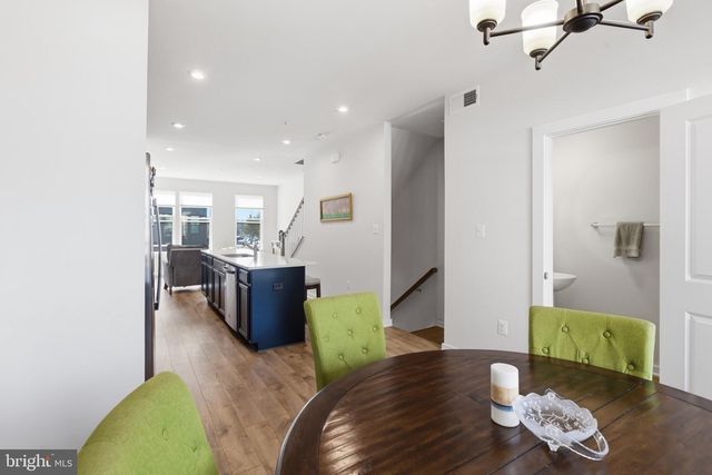 2519 CRIMSON FOX DR, Hyattsville, MD 20782