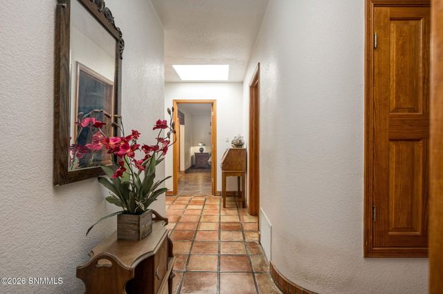 945 Ironshoe Road, Las Cruces, NM 88007