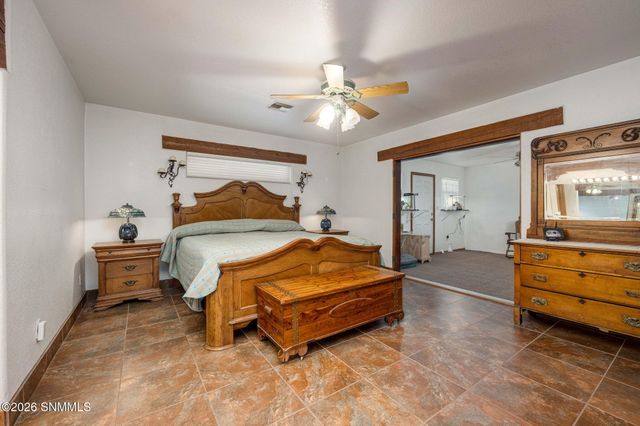 945 Ironshoe Road, Las Cruces, NM 88007