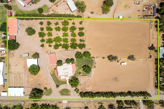 945 Ironshoe Road, Las Cruces, NM 88007