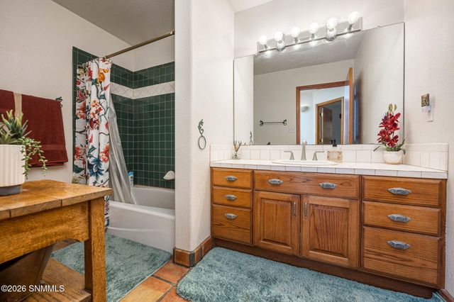 945 Ironshoe Road, Las Cruces, NM 88007