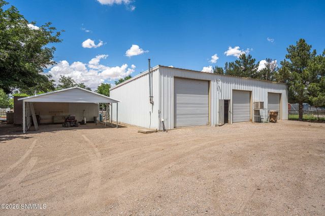 945 Ironshoe Road, Las Cruces, NM 88007