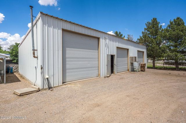 945 Ironshoe Road, Las Cruces, NM 88007