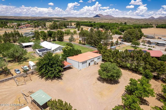 945 Ironshoe Road, Las Cruces, NM 88007