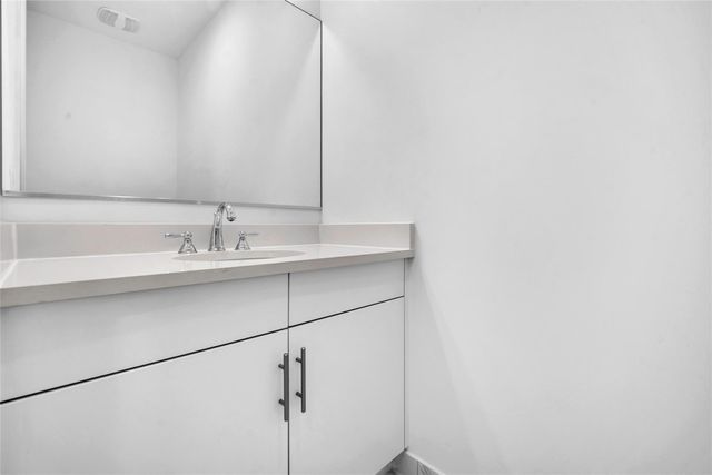 6947 Pines Circle 21, Coconut Creek, FL 33073