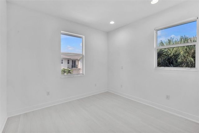 6947 Pines Circle 21, Coconut Creek, FL 33073