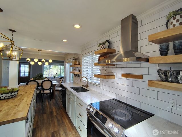 25806 203rd Avenue SE, Covington, WA 98042