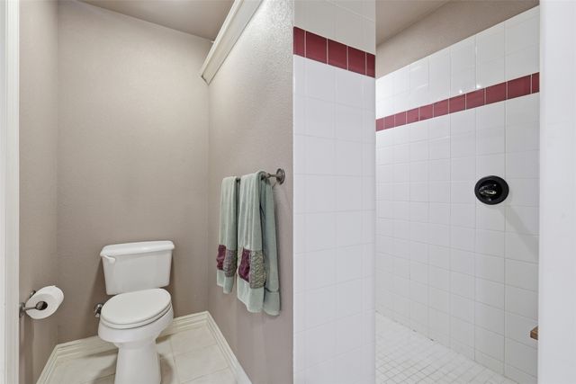351 Cattlebaron Parc Drive, Fort Worth, TX 76108