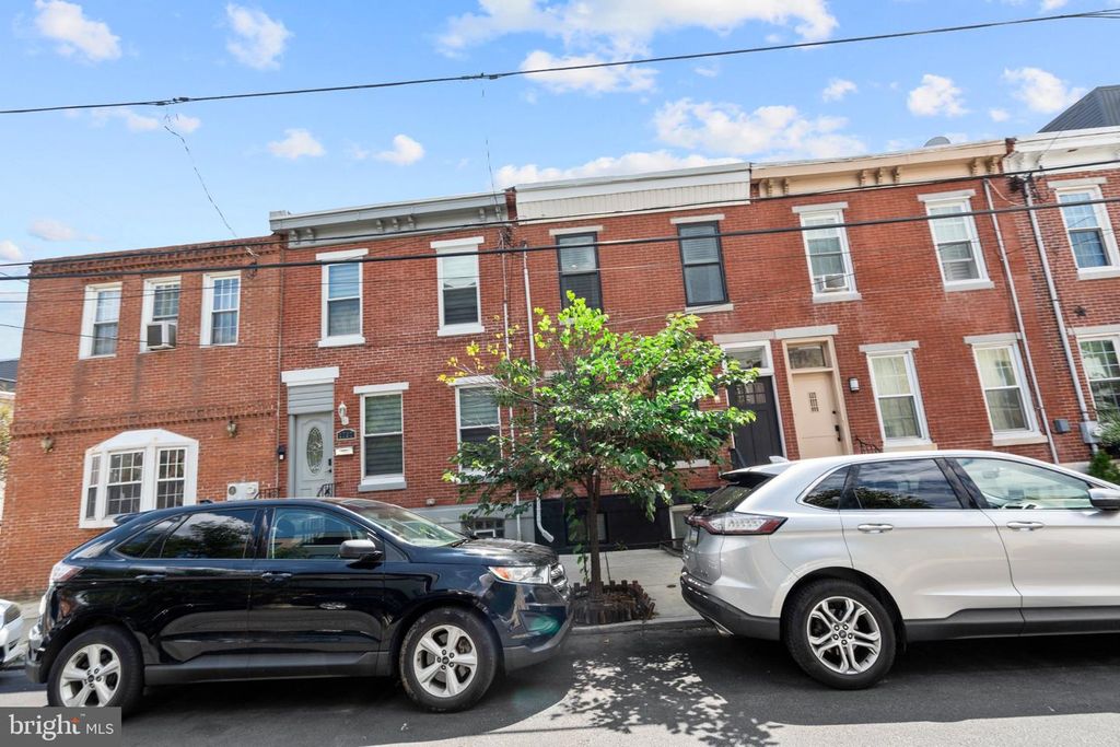 1704 REED ST, PHILADELPHIA, PA 19146 — photo 2
