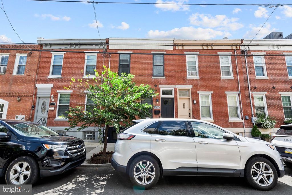 1704 REED ST, PHILADELPHIA, PA 19146 — photo 3