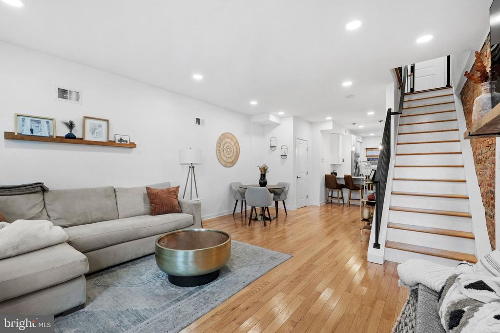 1704 REED ST, PHILADELPHIA, PA 19146 — photo 4