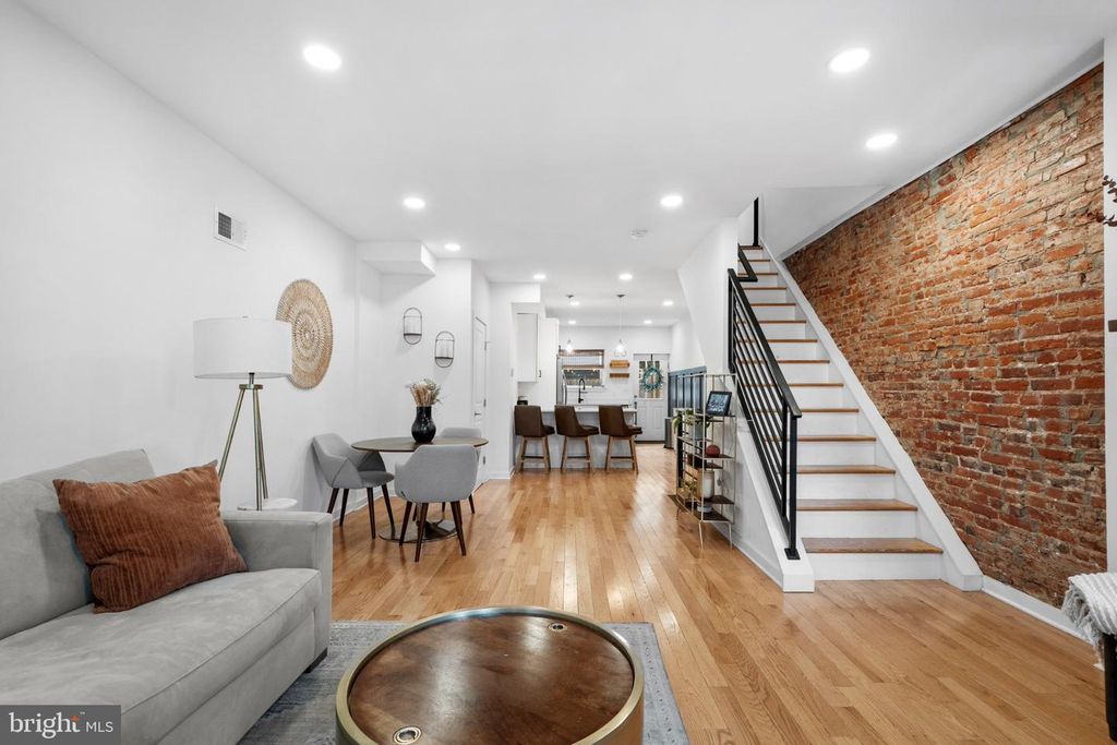 1704 REED ST, PHILADELPHIA, PA 19146 — photo 5