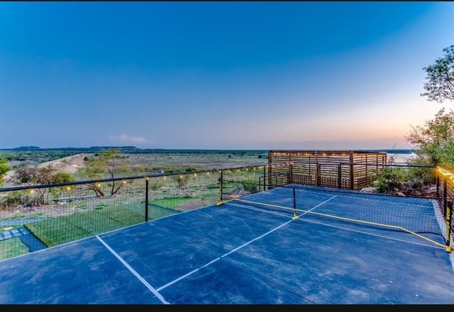 245 Lake House, Bridgeport, TX 76426