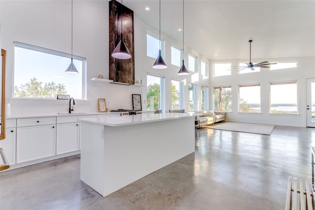 245 Lake House, Bridgeport, TX 76426
