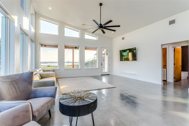 245 Lake House, Bridgeport, TX 76426