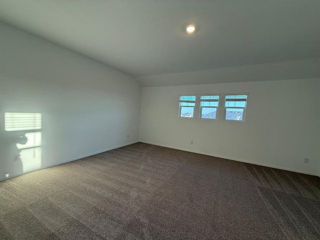 561 Sormonne LOOP, Kyle, TX 78640