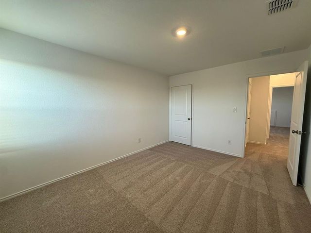 561 Sormonne LOOP, Kyle, TX 78640