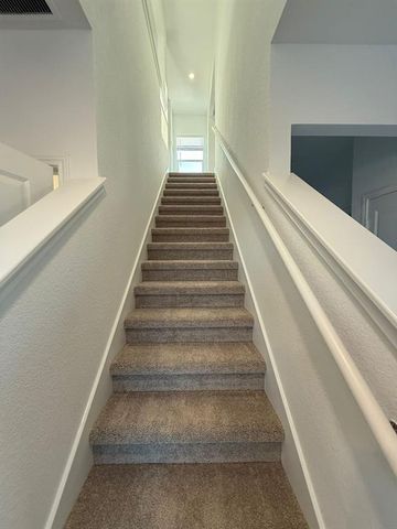 561 Sormonne LOOP, Kyle, TX 78640