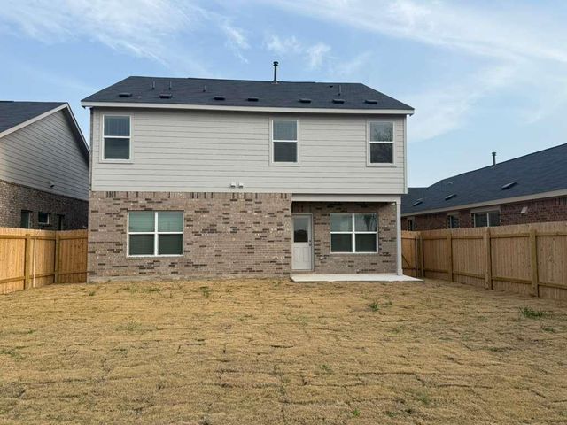 561 Sormonne LOOP, Kyle, TX 78640