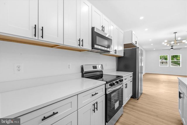 6105-A KOLB ST, Fairmount Heights, MD 20743