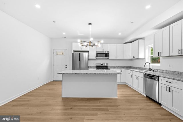 6105-A KOLB ST, Fairmount Heights, MD 20743