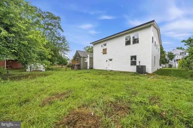 6105-A KOLB ST, Fairmount Heights, MD 20743