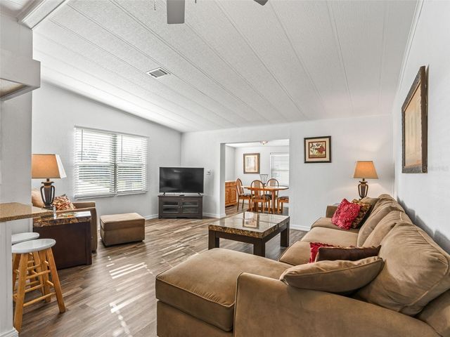 1619 W SCHWARTZ BOULEVARD, The Villages, FL 32159
