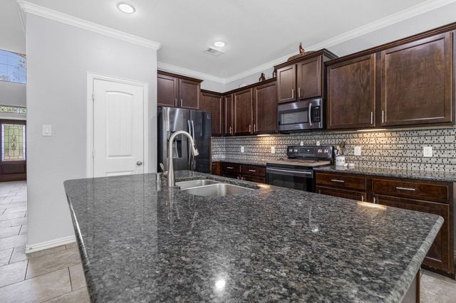 9014 San Saba Way, Willis, TX 77378