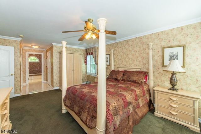 2 Blueberry Ct, Mahwah Twp., NJ 07430