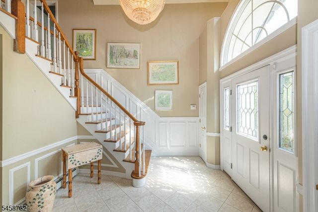 2 Blueberry Ct, Mahwah Twp., NJ 07430