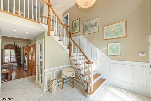 2 Blueberry Ct, Mahwah Twp., NJ 07430