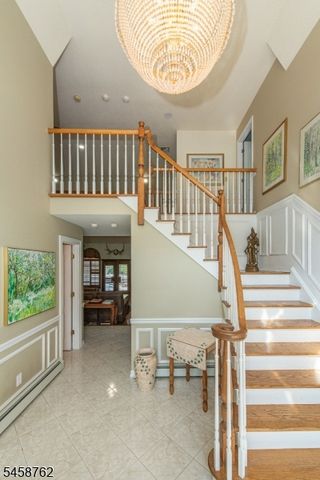 2 Blueberry Ct, Mahwah Twp., NJ 07430
