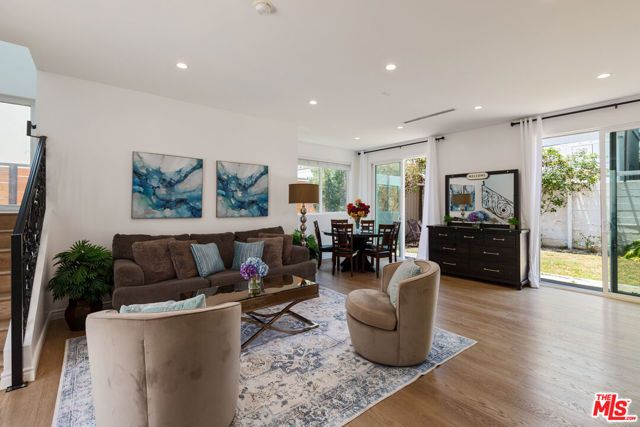 1433 Livonia Avenue, Los Angeles, CA 90035