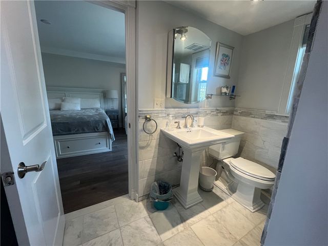 307 Corey Lane, Middletown, RI 02842