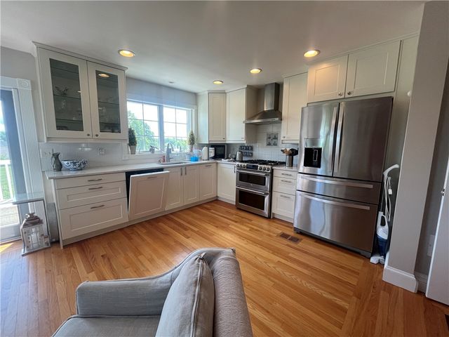 307 Corey Lane, Middletown, RI 02842