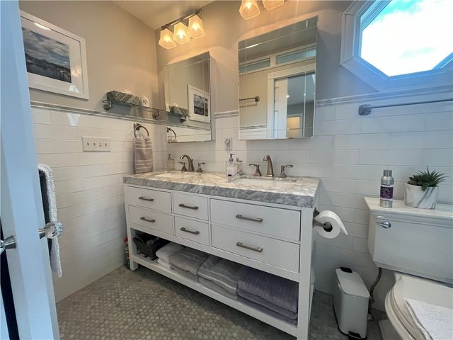 307 Corey Lane, Middletown, RI 02842