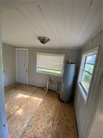 7608 N HUNTLEY AVENUE, Tampa, FL 33604