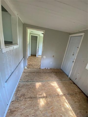 7608 N HUNTLEY AVENUE, Tampa, FL 33604