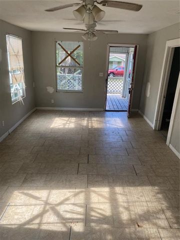 7608 N HUNTLEY AVENUE, Tampa, FL 33604