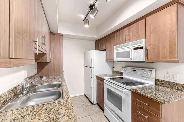 7350 N Via Paseo Del Sur Q205, Scottsdale, AZ 85258