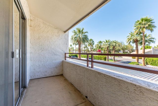 7350 N Via Paseo Del Sur Q205, Scottsdale, AZ 85258