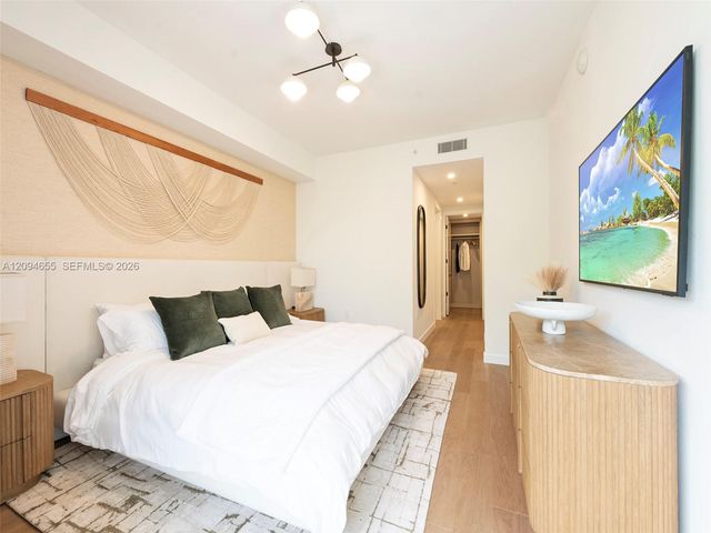 2200 Brickell Avenue 407, Miami, FL 33129