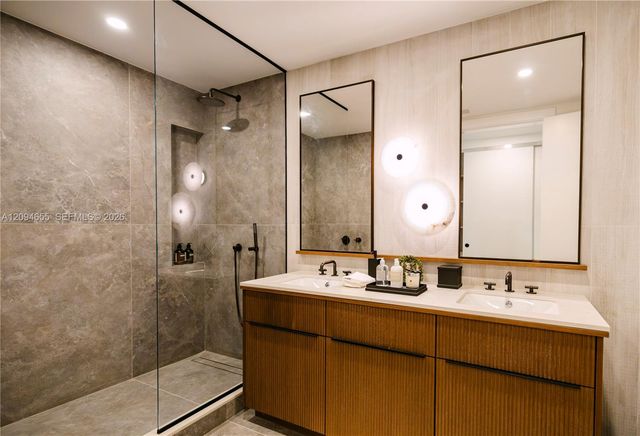 2200 Brickell Avenue 407, Miami, FL 33129