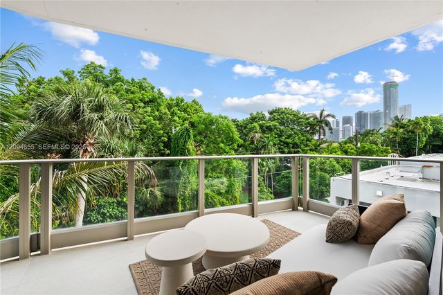 2200 Brickell Avenue 407, Miami, FL 33129