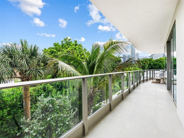 2200 Brickell Avenue 407, Miami, FL 33129