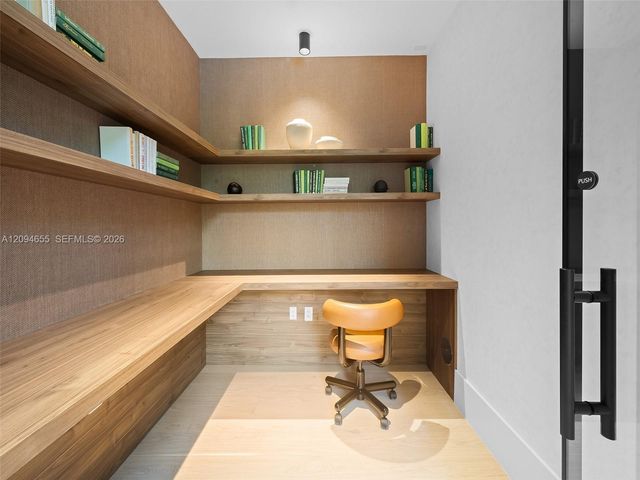 2200 Brickell Avenue 407, Miami, FL 33129