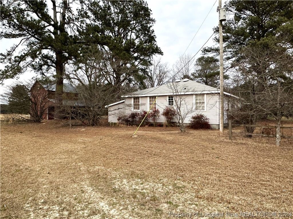 209 Bear Lane, Lumberton, NC 28360 — photo 3