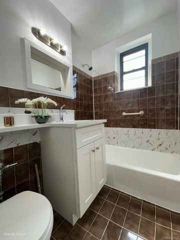 2534 Crescent Street 6E, Astoria, NY 11102