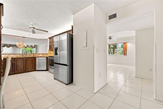 7647 Granville Drive 212, Tamarac, FL 33321